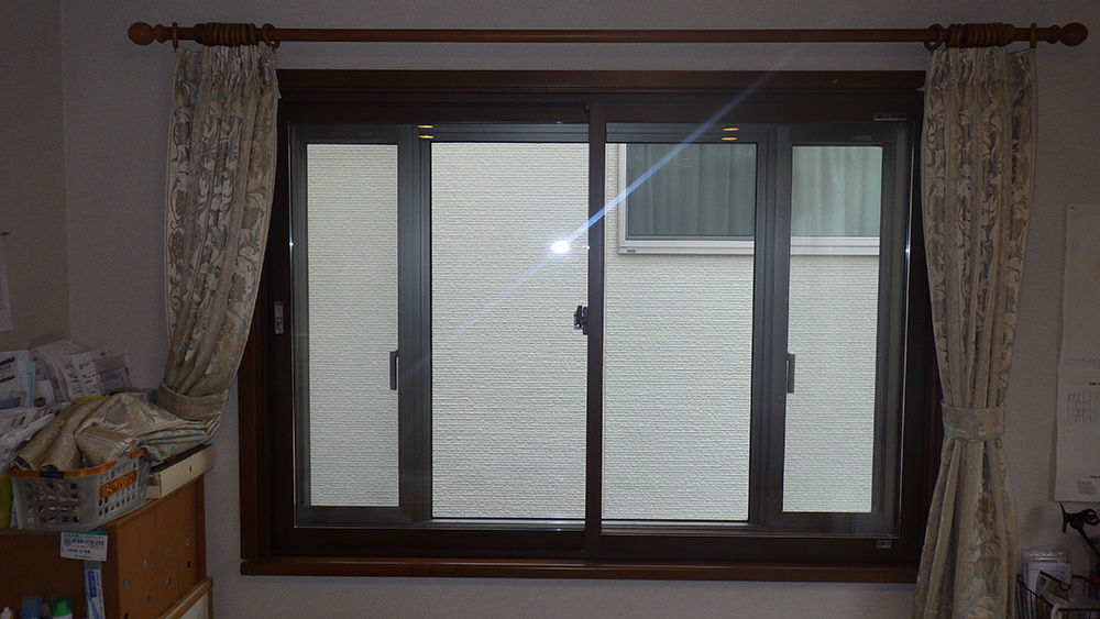 出窓 施工後